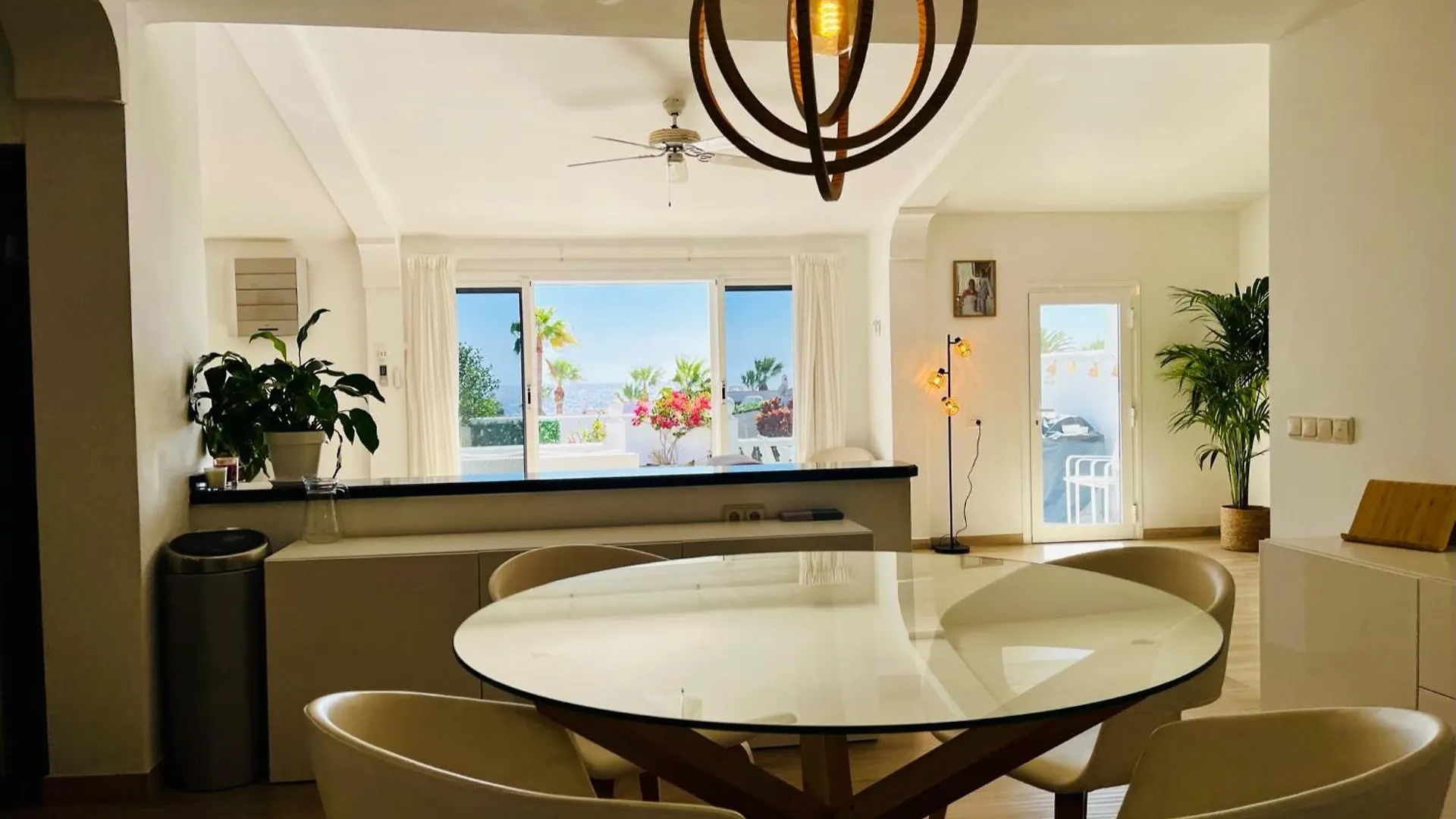 Villa With Sea View And Luxury Heated Pool San Miguel de Abona