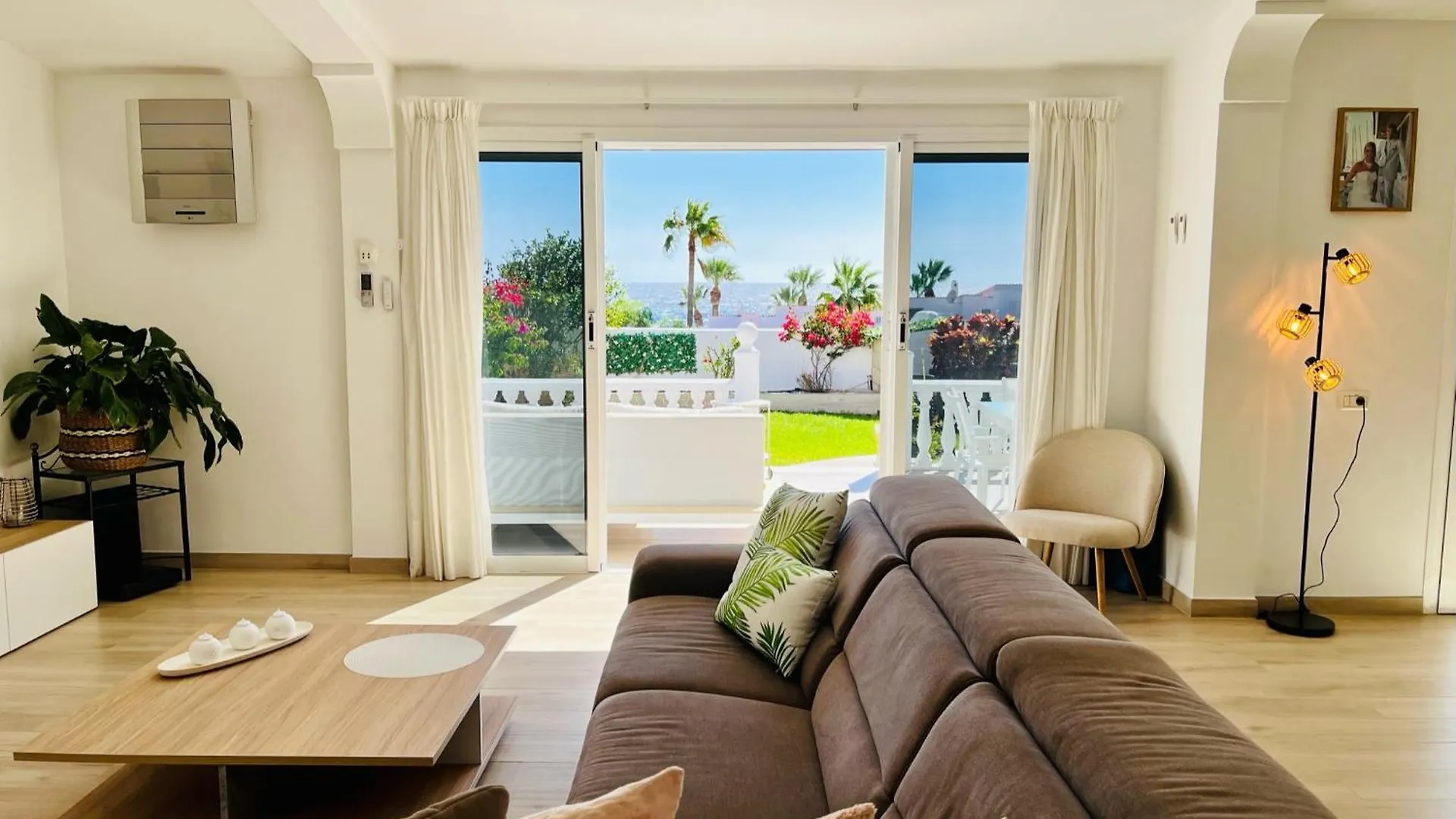 Villa With Sea View And Luxury Heated Pool San Miguel de Abona